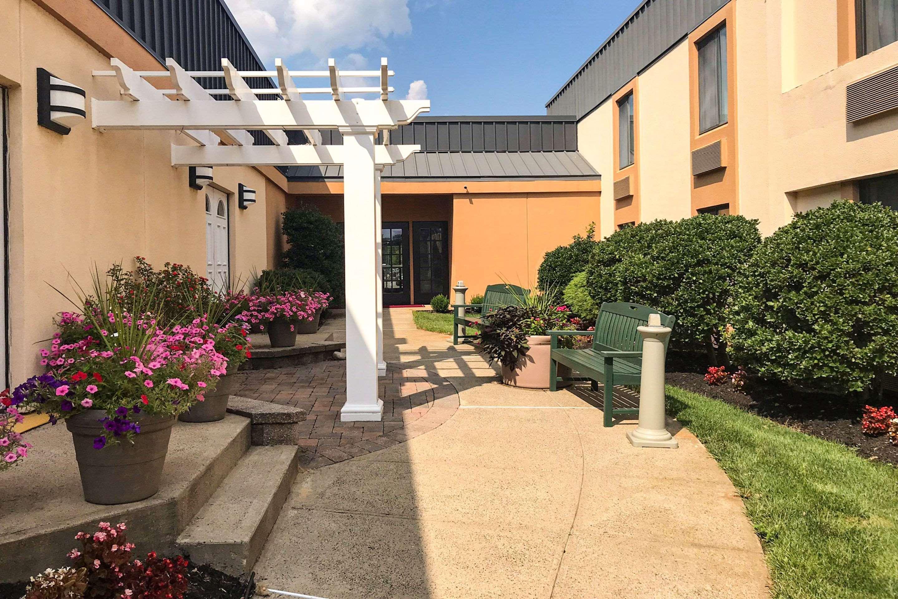 טומס ריבר Clarion Hotel & Conference Center מראה חיצוני תמונה