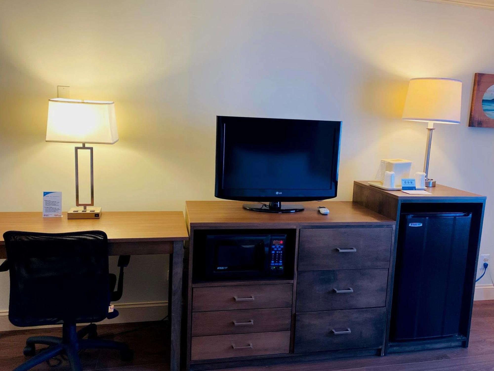 טומס ריבר Clarion Hotel & Conference Center מראה חיצוני תמונה